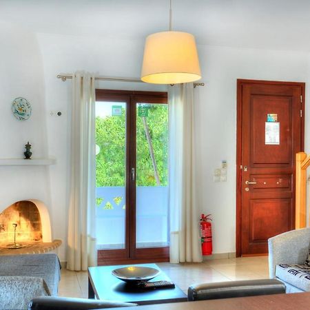 Maestralia Apartment Skyros Exterior photo