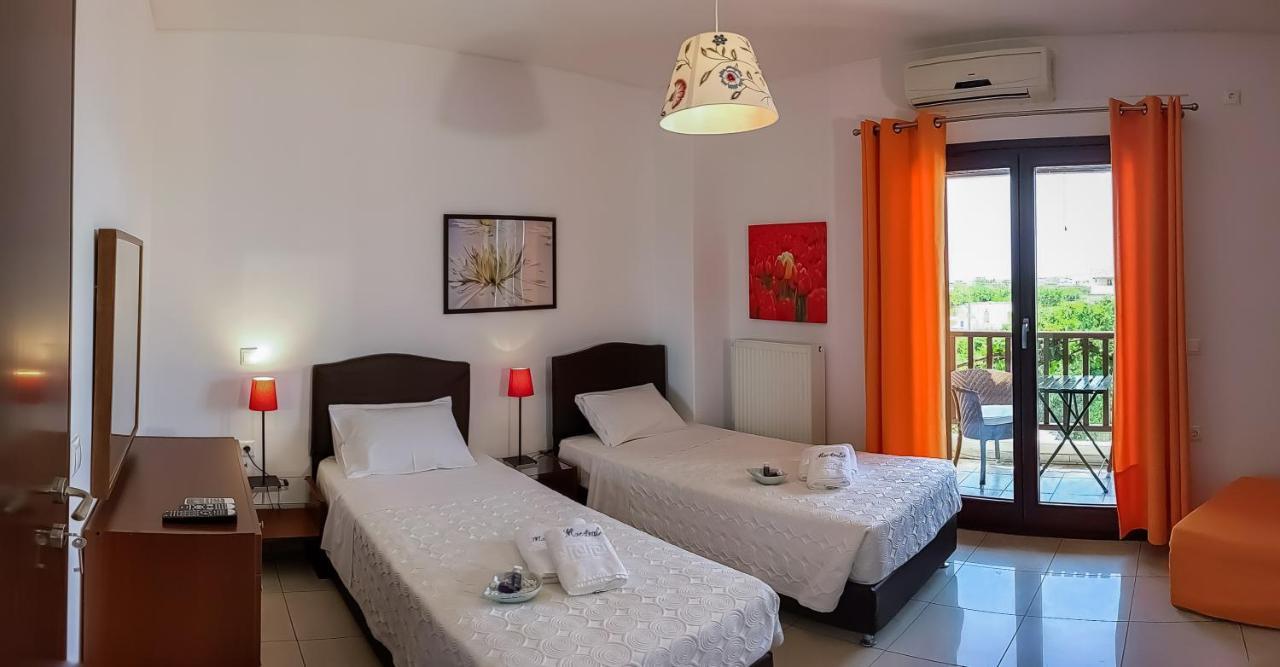 Maestralia Apartment Skyros Exterior photo